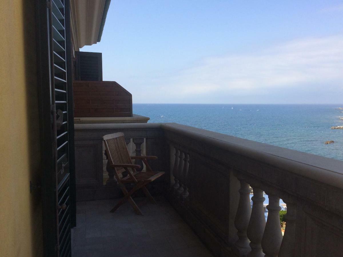 Appartamenti Fronte Mare Castiglioncello Exterior foto